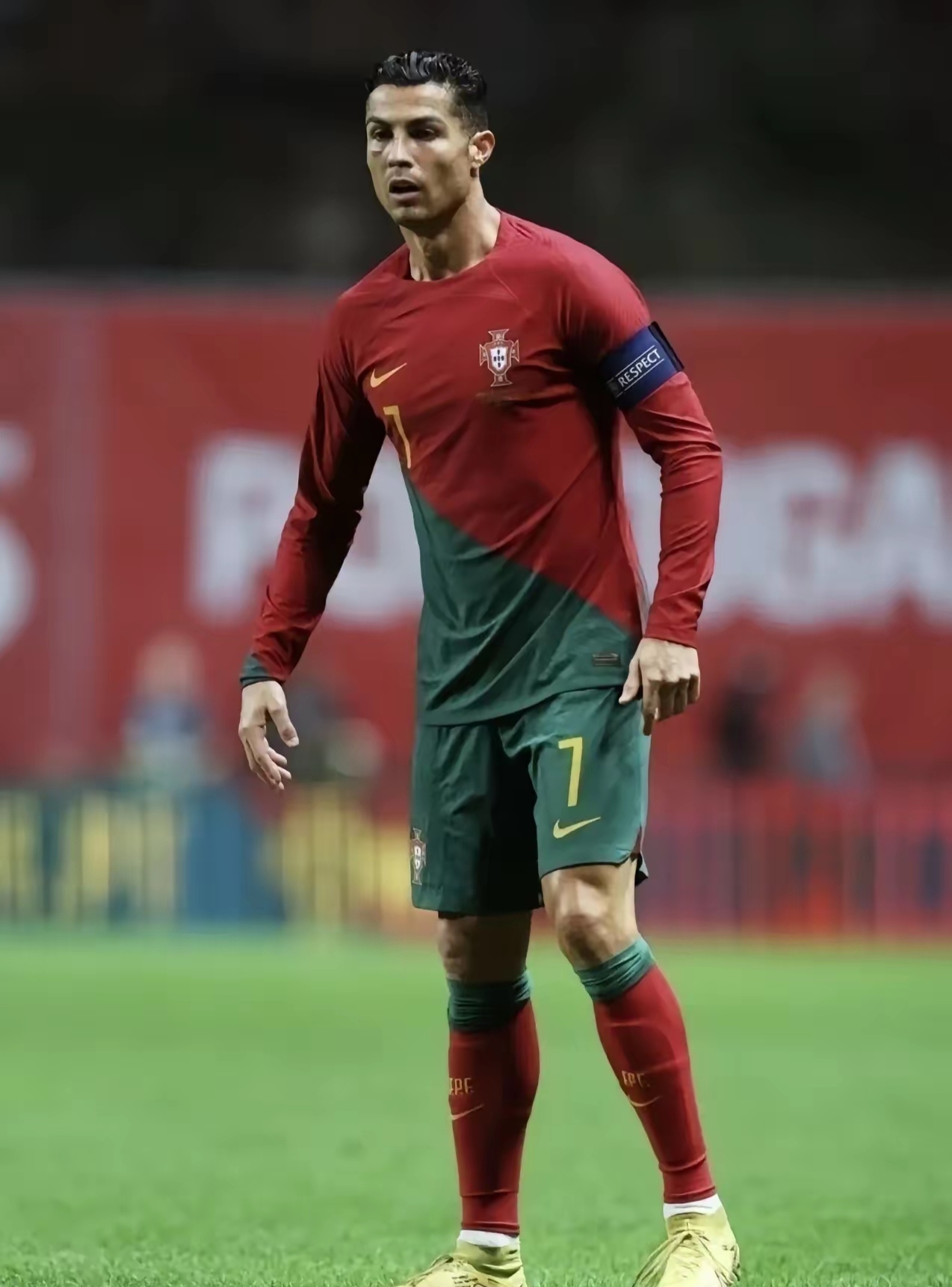 离谱！C罗在雄鹿比赛中问鼎冠军关键时刻奥兰多魔术备战意大利杯，加时末段托特纳姆调整名单以备中超的简单介绍